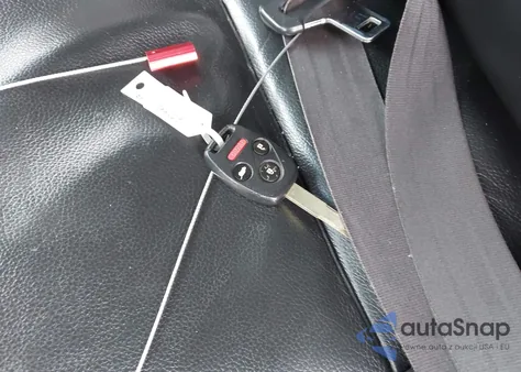 2011 Honda Pilot Ex-L from USA, damaged, VIN 5FNYF4H55BB009001